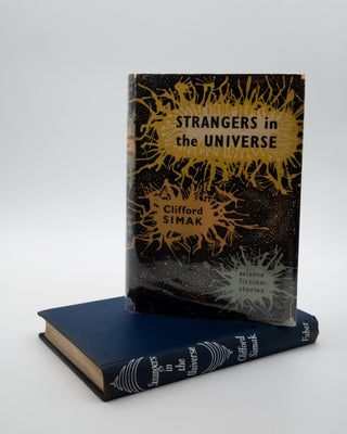 Item #260 Stranger in the Universe. Clifford Simak
